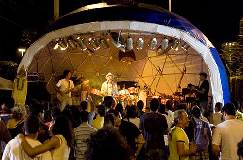 Aracaju faz show com Marcio Mello e Armandinho no Casco Acústico